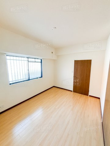 センチュリー中央の内装