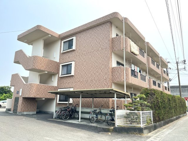 テンダーパレス