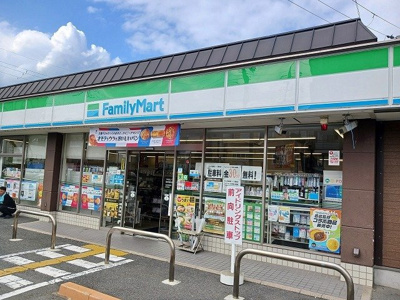 【周辺】 | ヒカルサ京都梅津東 | ファミリーマート 梅津段町店まで300m