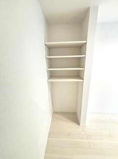 【収納】 | 廿日市市前空４　2780万円～（前空駅）全2区画　NO1.2 | リビング横収納　
