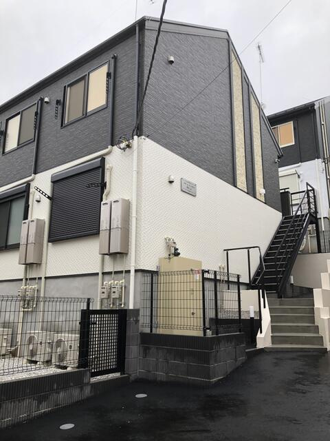 川崎市麻生区白鳥３丁目のアパート