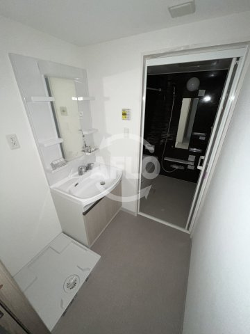 La CASA上汐　生魂小学校区の洗面所|La CASA上汐　洗面脱衣所