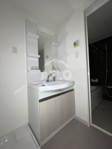 La CASA上汐　生魂小学校区の独立洗面台|La CASA上汐　独立洗面台