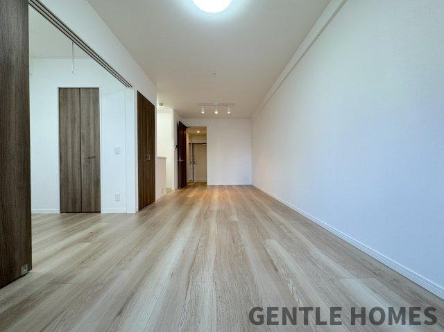 モントーレ東比恵クレアの居間・リビング