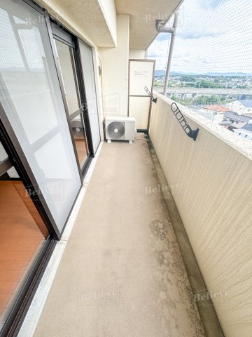 QM壱番館のバルコニー