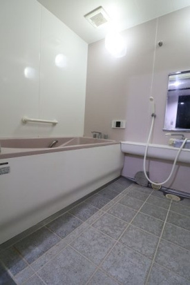 アーバンパレス諏訪野IIの浴室