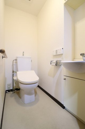 アーバンパレス諏訪野IIのトイレ