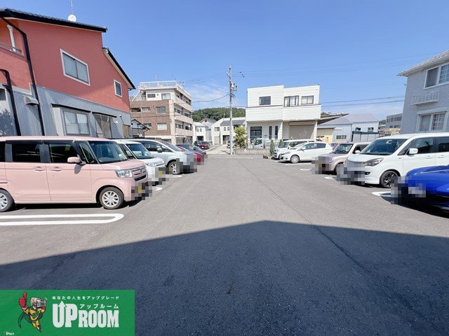 エイムⅡの駐車場