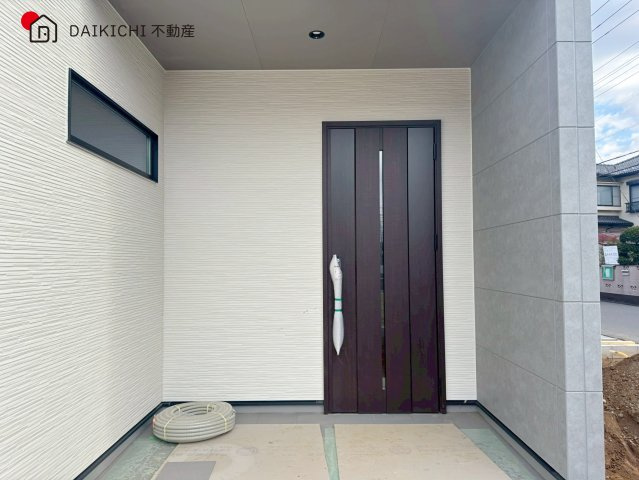【玄関】 | 久喜市青葉第7期　ワイウッドコート　新築戸建　全3棟　3号棟