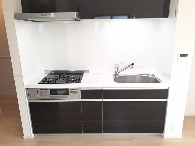 ガーデンスクエアⅡのキッチン|コンパクトなキッチンで掃除もラクラク