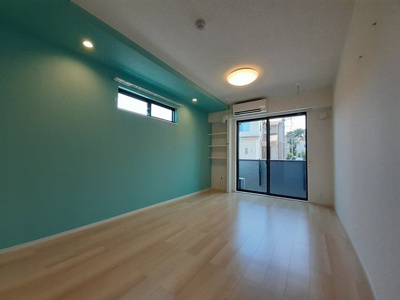 【内装】 | カンパニュール