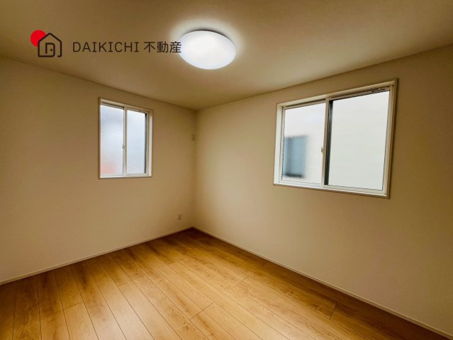 【洋室】 | 行田市桜町第1期　ワイウッドコート　新築戸建　全3棟　2号棟