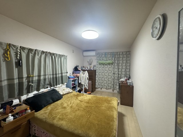 -三丁目不動産-　東松山市美原町の洋室