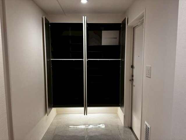 ソフィア柏公園1号棟の玄関