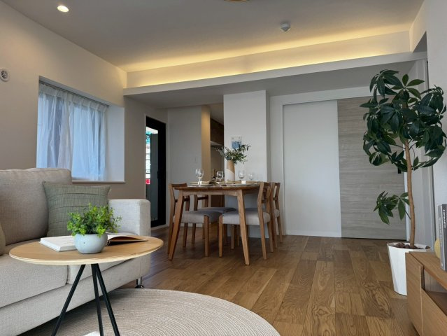 ソフィア柏公園1号棟の居間・リビング