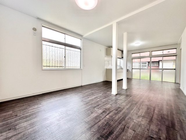 松戸市松飛台　中古戸建の居間・リビング