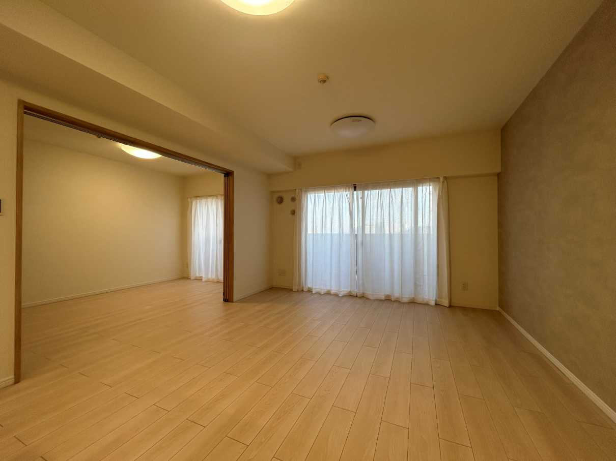 サンクレイドル西東京ウインフォートの居間・リビング