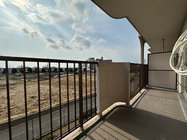 大久保スカイハイツのバルコニー