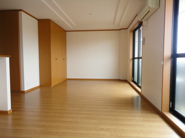 ボヌールヴィラージュの居間・リビング