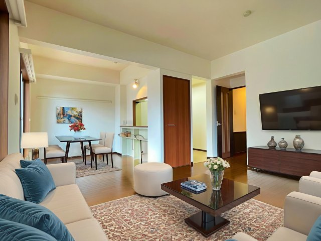 シェ・リヴェールの居間・リビング|本画像はAIのCG作成イメージであり実際に現地に家具は置かれていません。