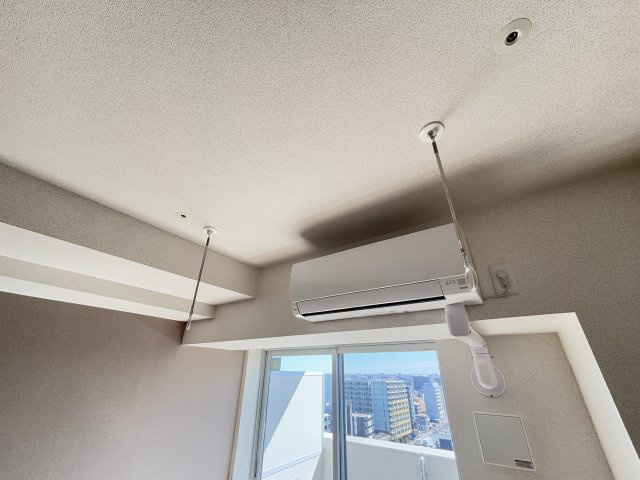 室内干しができるホスクリーン付き★