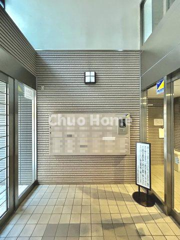 コスモ柴又駅前の防犯設備|【オートロック】オートロックシステムでセキュリティ充実。当たり前ですが、安全で安心して暮らすのって大事ですよね。お探しのご条件でオートロック付きの物件を探す方も多いですがやはりセキュリティは大事です。