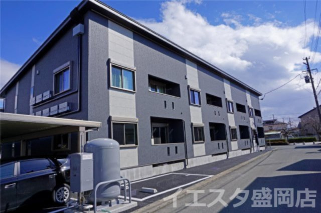 ヒルズレジデンシャルBの外観