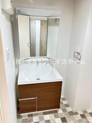 【玄関】 | HPに初期費用掲載！仲介手数料半額！「プライスホーム」で検索！エルヴィータ箱崎