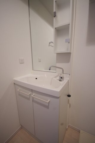 洗面台です。（※別室写真参照）