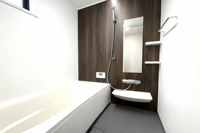 中央区二葉町3丁目　戸建の浴室