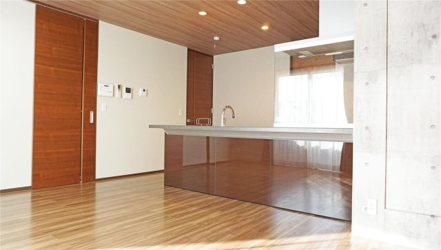 ヒルズレジデンシャルFの居間・リビング