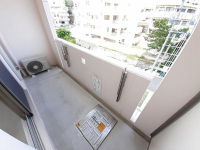 【バルコニー】 | アンドーバーテラス識名（Ｄ） | 陽当たり良好なバルコニーです