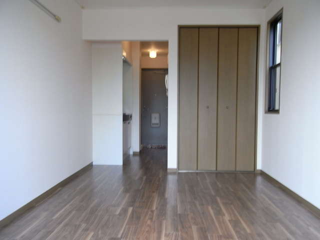 セジュール摩耶Ⅱの居間・リビング