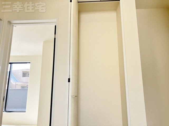 碧南市善明町の収納|2階の収納。収納はあればあるだけ助かりますね
