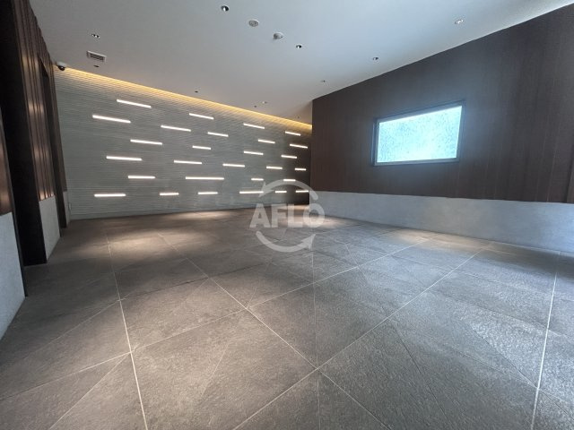 コンフォリア江坂広芝町のロビー|コンフォリア江坂広芝町　ロビー