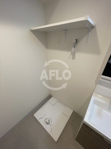 ウォブ吹田江坂の洗面所|WORVE吹田江坂　洗濯パン