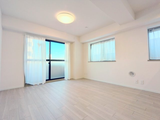 【居間・リビング】 | ロイヤルステージ浅草 | ～リビング写真～