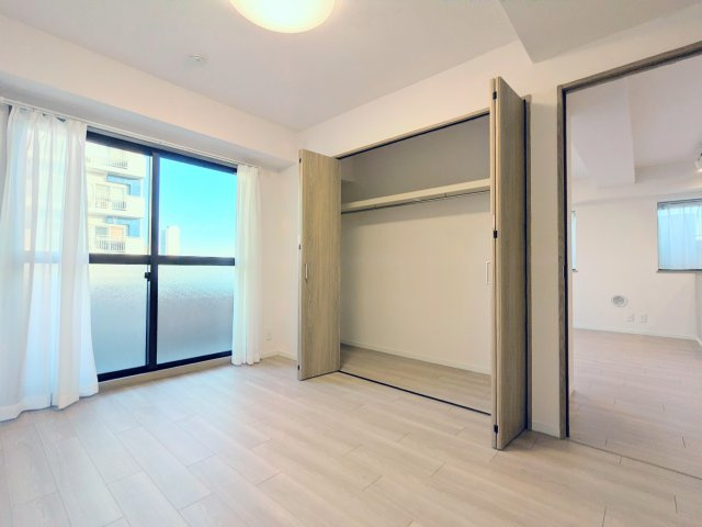 ロイヤルステージ浅草の洋室|～主寝室写真～