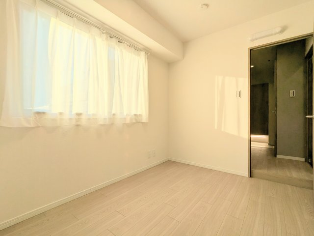 ロイヤルステージ浅草の子供部屋|～居室写真～