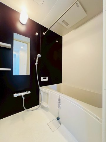 グランメール稲葉町の浴室