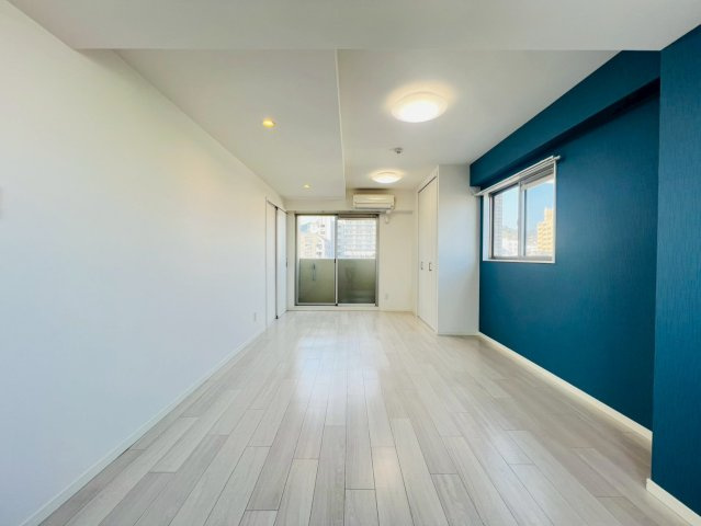 グランメール稲葉町の居間・リビング