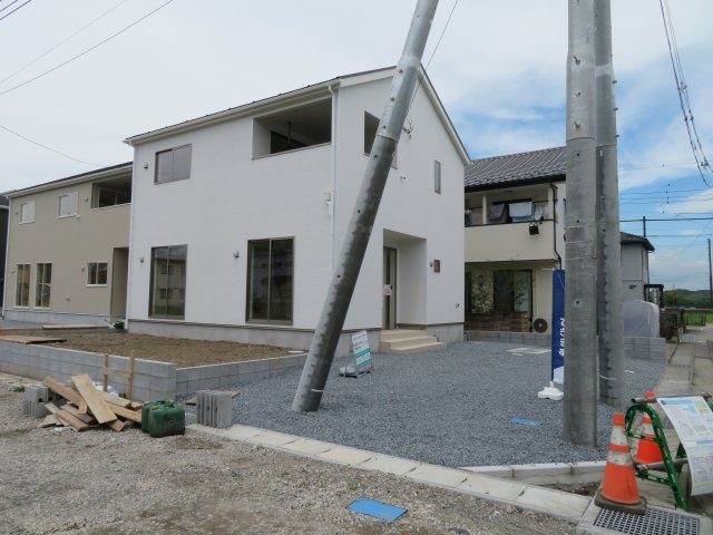 高崎市吉井町下長根第3（全4棟）1号棟の駐車場