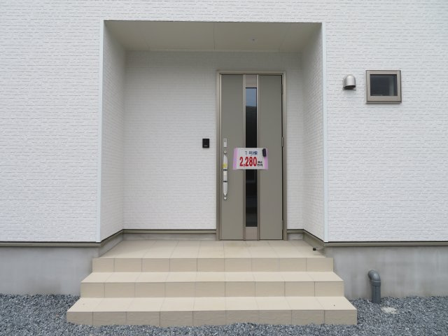 高崎市吉井町下長根第3（全4棟）1号棟の玄関