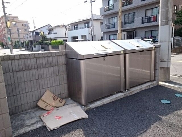 クレドール・イサムのその他共用部分|ゴミ置き場