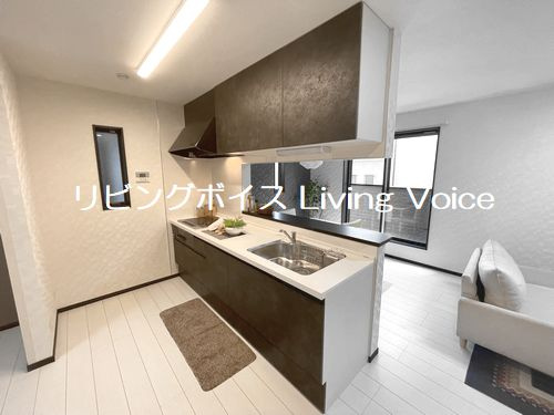 【居間・リビング】 | 【仲介手数料０円】座間市立野台3丁目　新築一戸建て | 座間市立野台3丁目　新築一戸建て