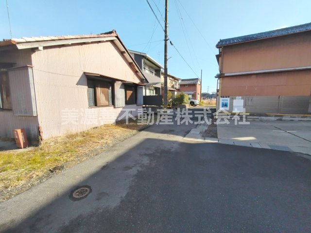 ６６３３３　岐阜市領下土地の外観