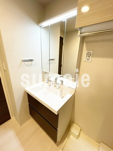 プライムホーム大宮の洗面所|独立洗面台です。