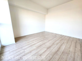 【洋室】 | 武庫川グランドハイツ | バルコニーに面した洋室６帖です♪明るく開放的な室内です！！