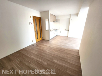 【居間・リビング】 | 武庫川グランドハイツ | LDKは約16.3帖の大空間です♪休日も自宅でのんびり寛げます！！ぜひ現地でご確認ください！！