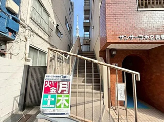 【エントランス】
